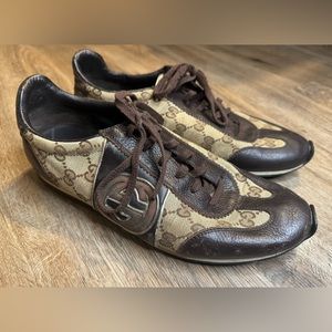 Gucci Men's GG Logo Low Top Sneakers Brown Canvas 202744 G 7 US 8